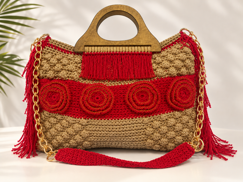 Grand sac rouge et or crocheté, fleurs brodées, franges rouges, anses rigides et chaîne dorée